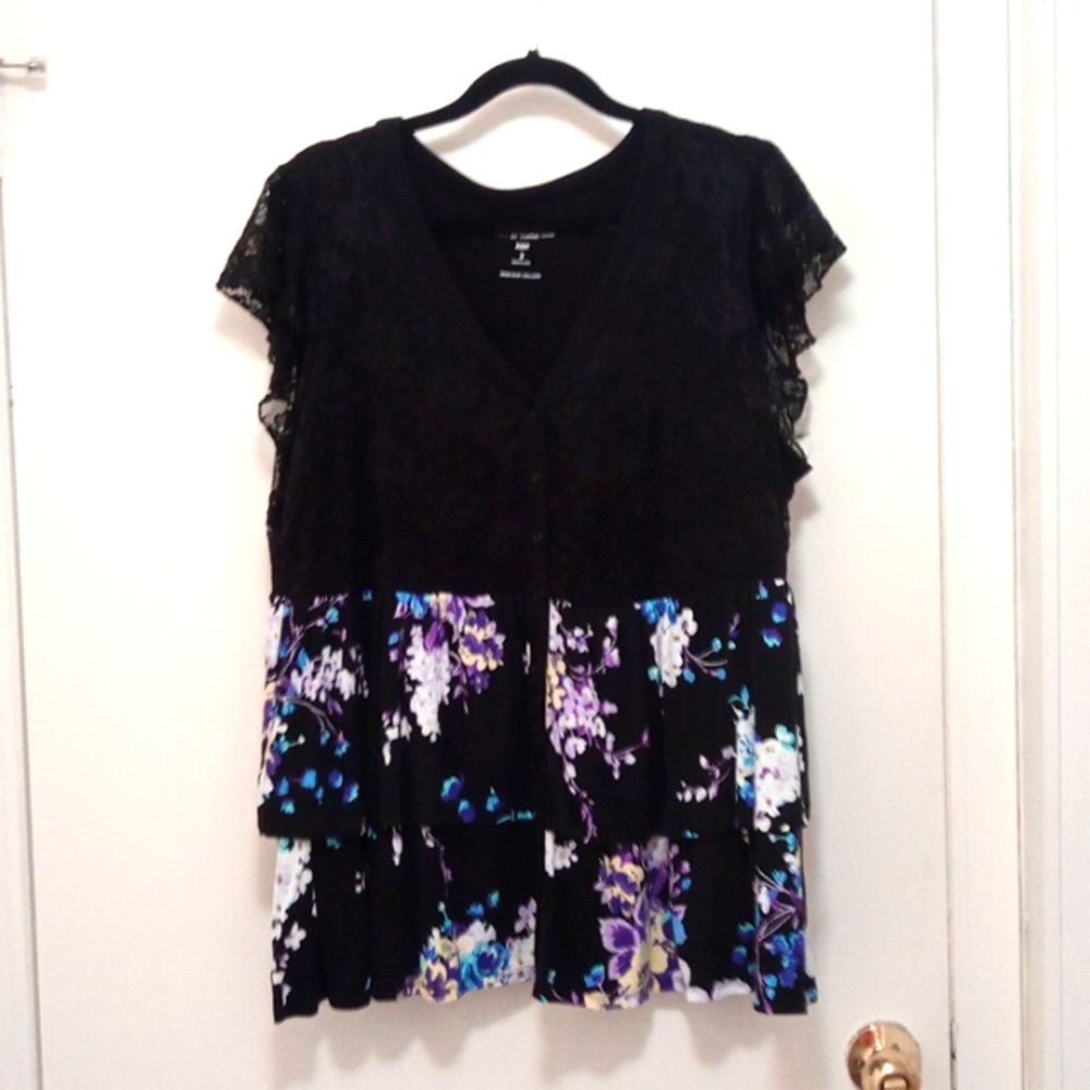TORRID Size 2 Lacey Top